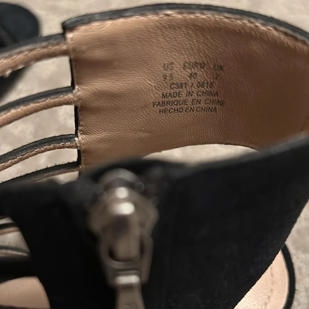 Pour la Victoire strappy block Sandals - Picture 3 of 4